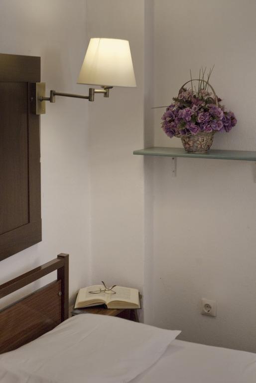 Karampela Rooms Loutra Edipsou  ห้อง รูปภาพ